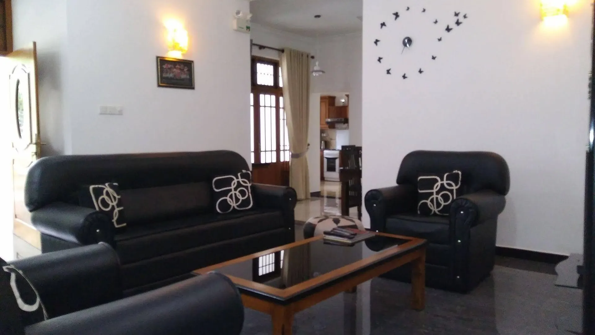 West Dene Bed and Breakfast Νεγκόμπο